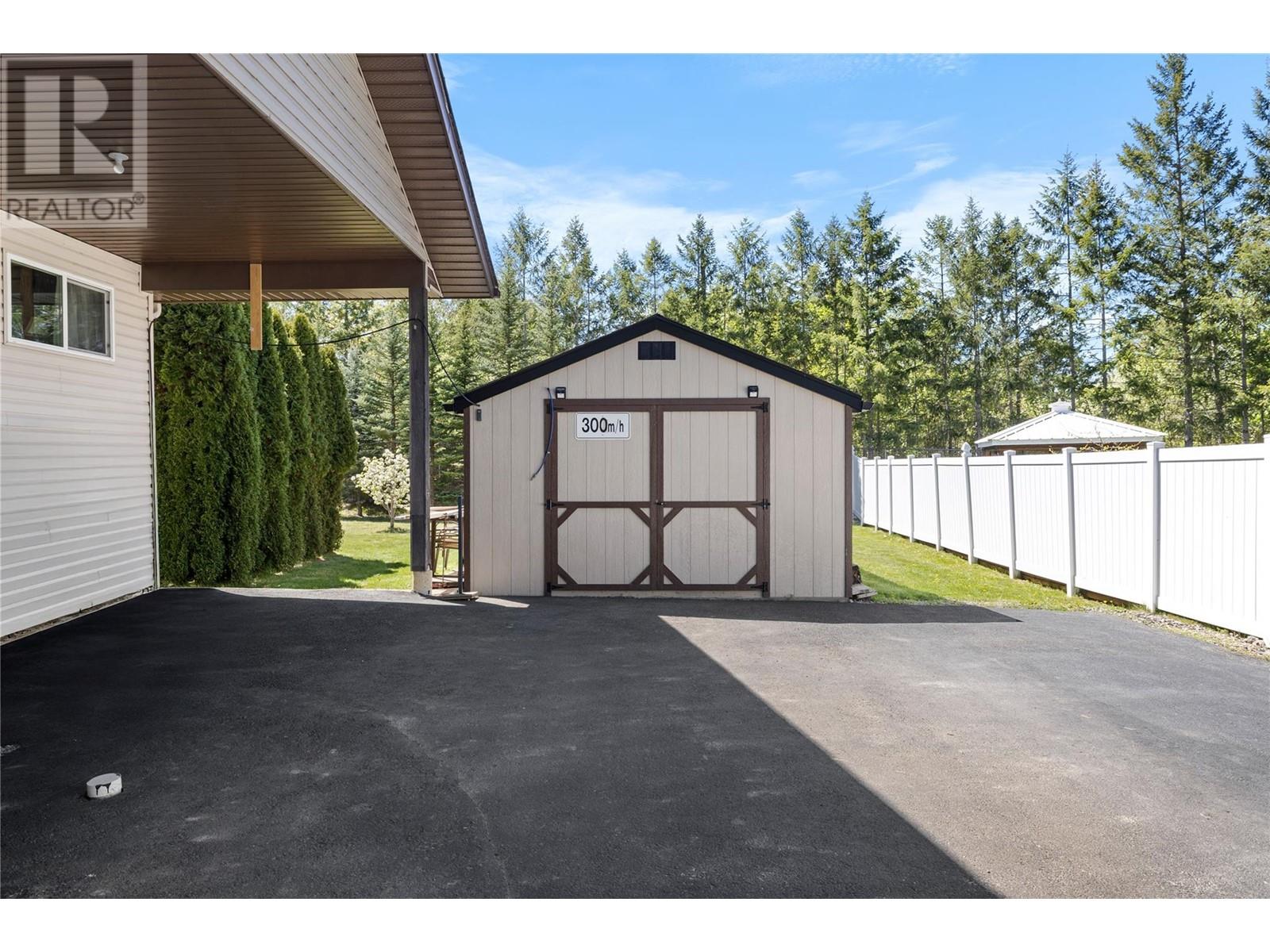 1333 8th Avenue N, Creston, British Columbia  V0B 1G6 - Photo 50 - 10346946