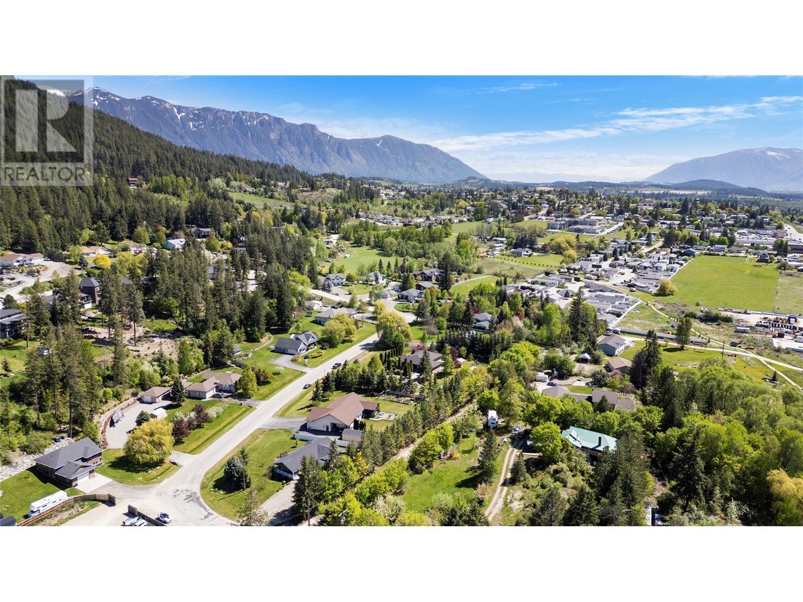 1333 8th Avenue N, Creston, British Columbia  V0B 1G6 - Photo 55 - 10346946
