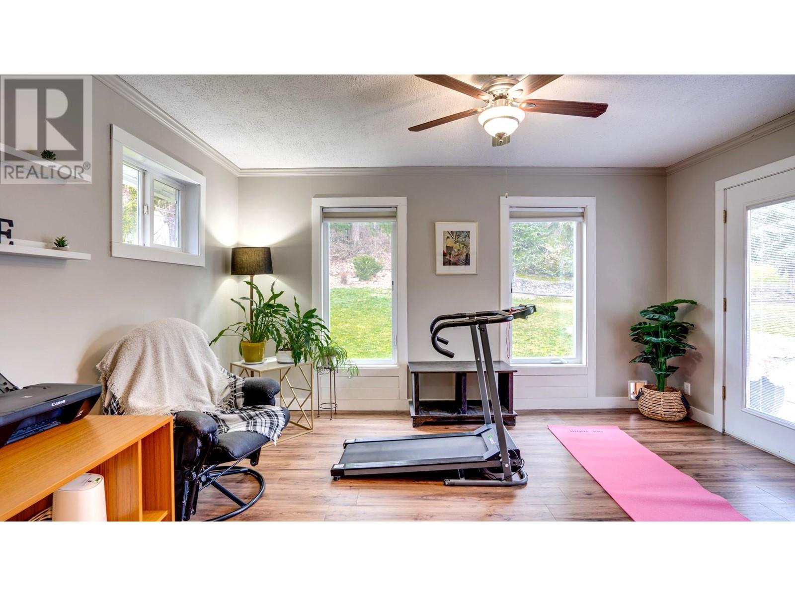 1850 Lakeshore Road, Salmon Arm, British Columbia  V1E 3X7 - Photo 28 - 10346928