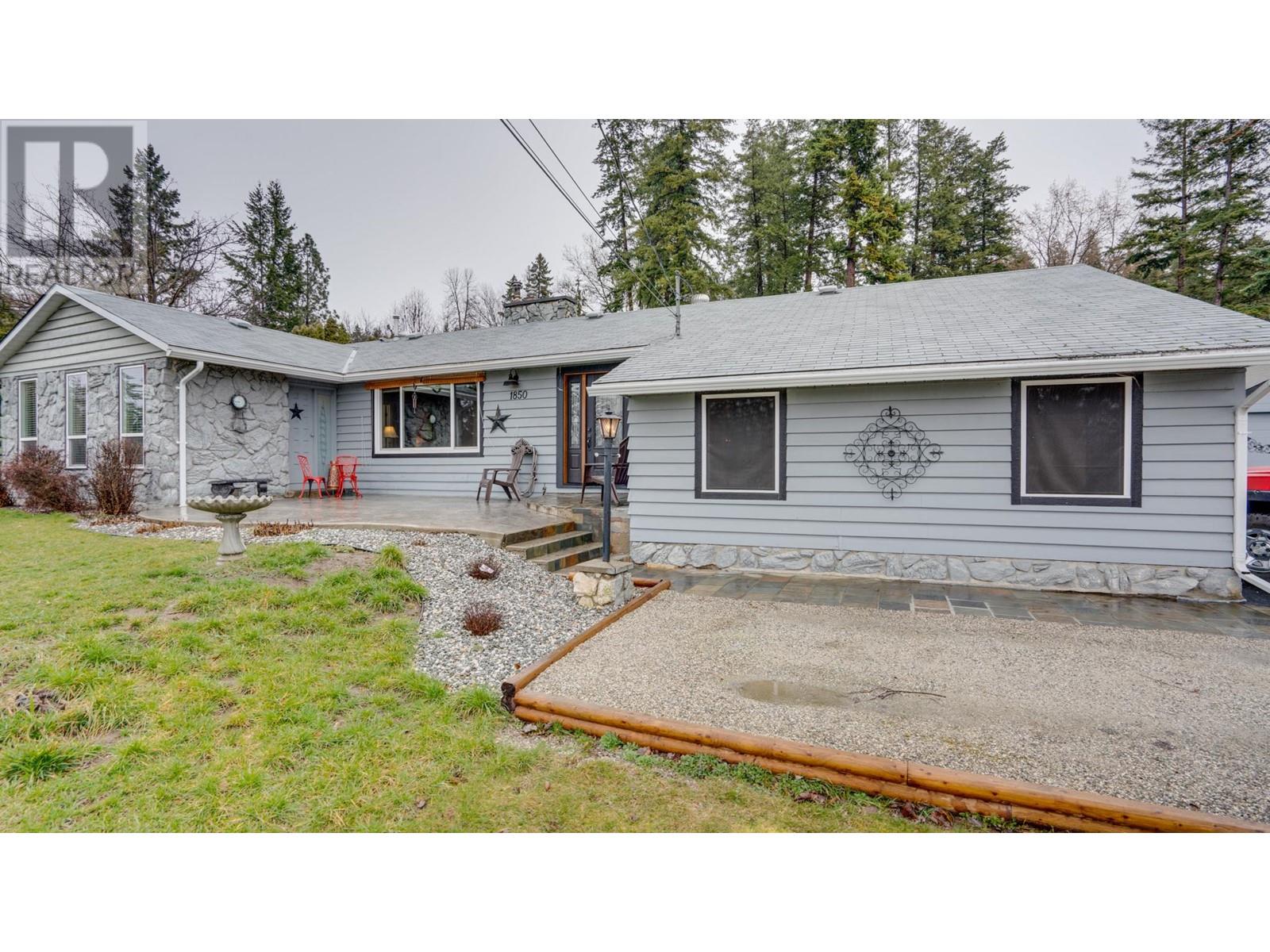 1850 Lakeshore Road, Salmon Arm, British Columbia  V1E 3X7 - Photo 36 - 10346928