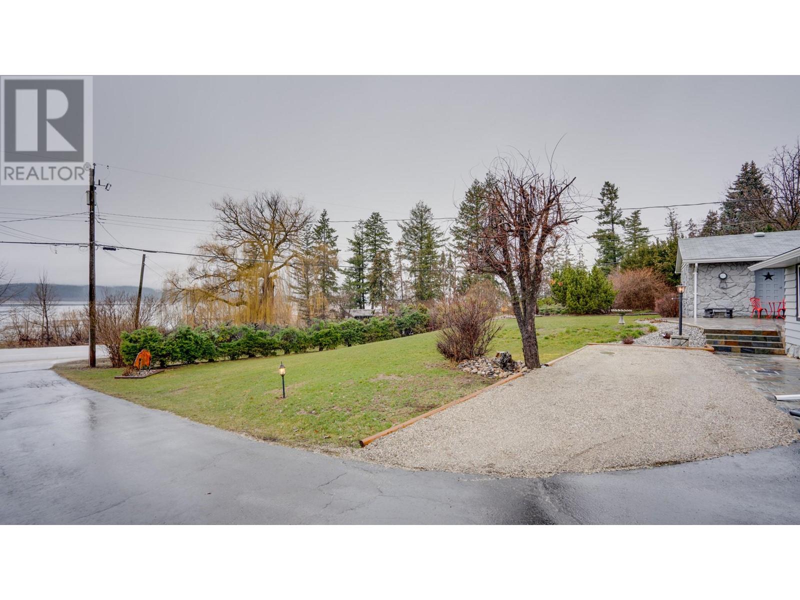 1850 Lakeshore Road, Salmon Arm, British Columbia  V1E 3X7 - Photo 37 - 10346928