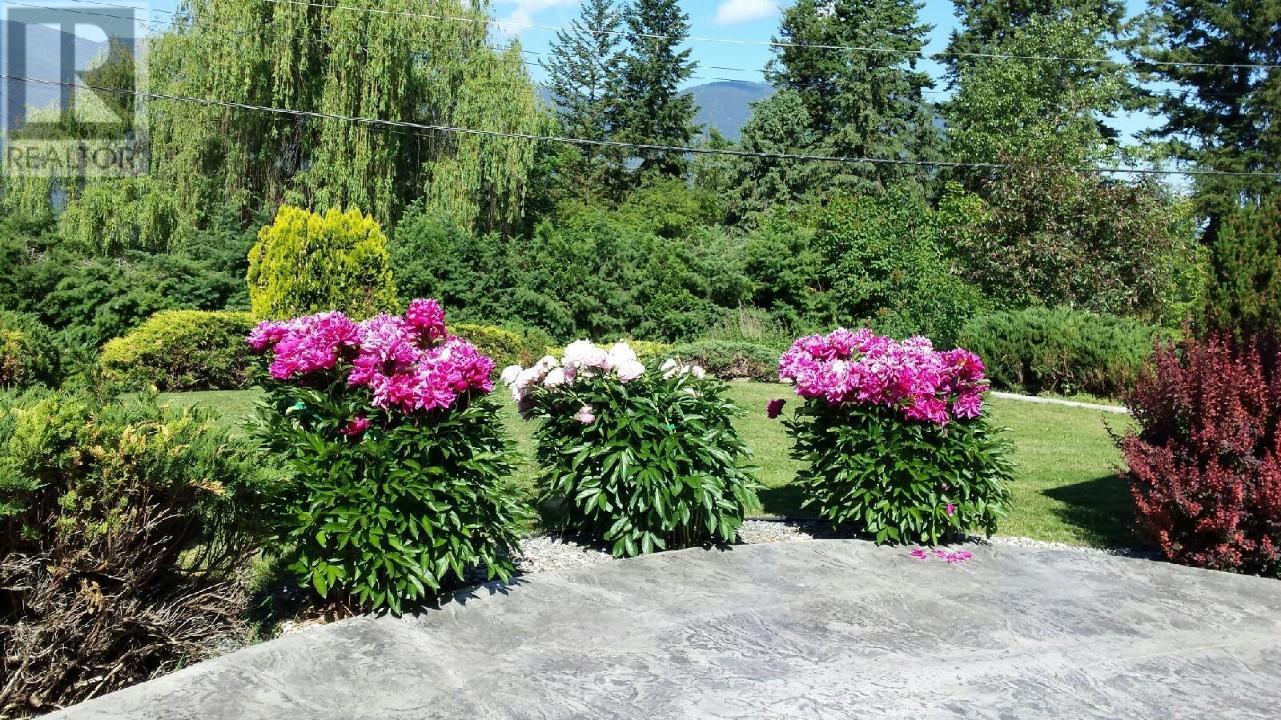 1850 Lakeshore Road, Salmon Arm, British Columbia  V1E 3X7 - Photo 45 - 10346928