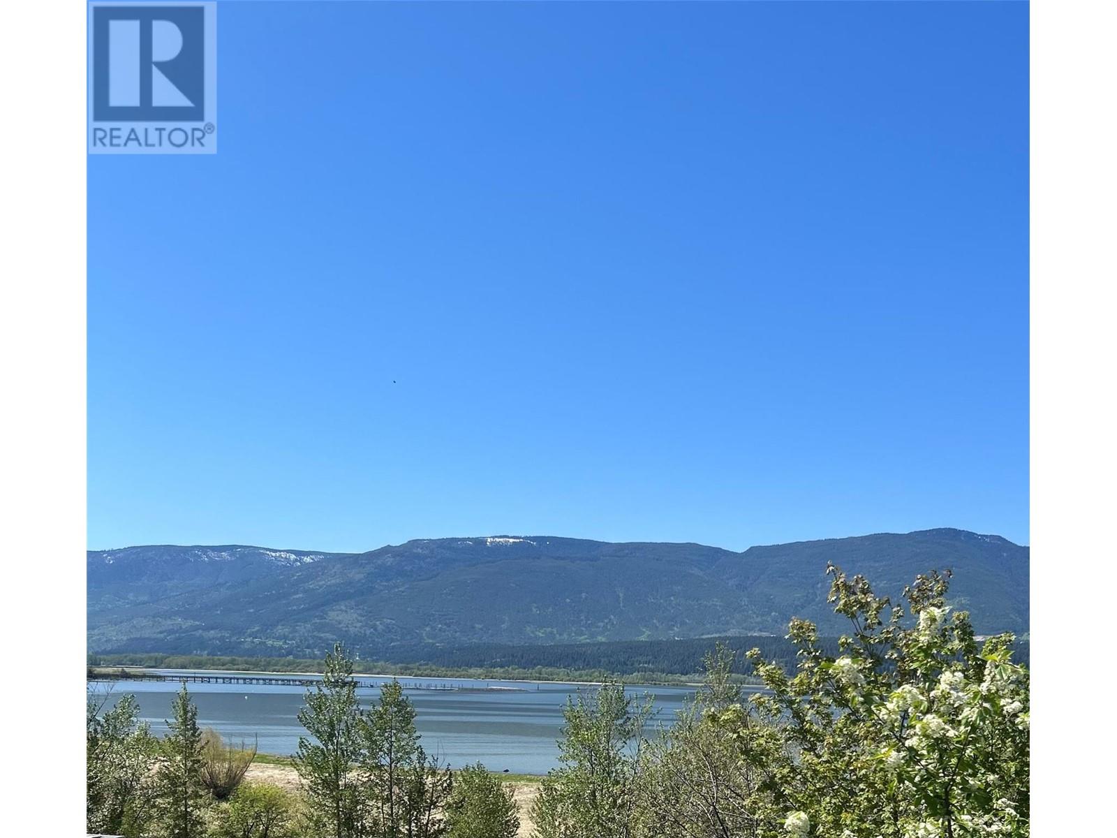 1850 Lakeshore Road, Salmon Arm, British Columbia  V1E 3X7 - Photo 5 - 10346928