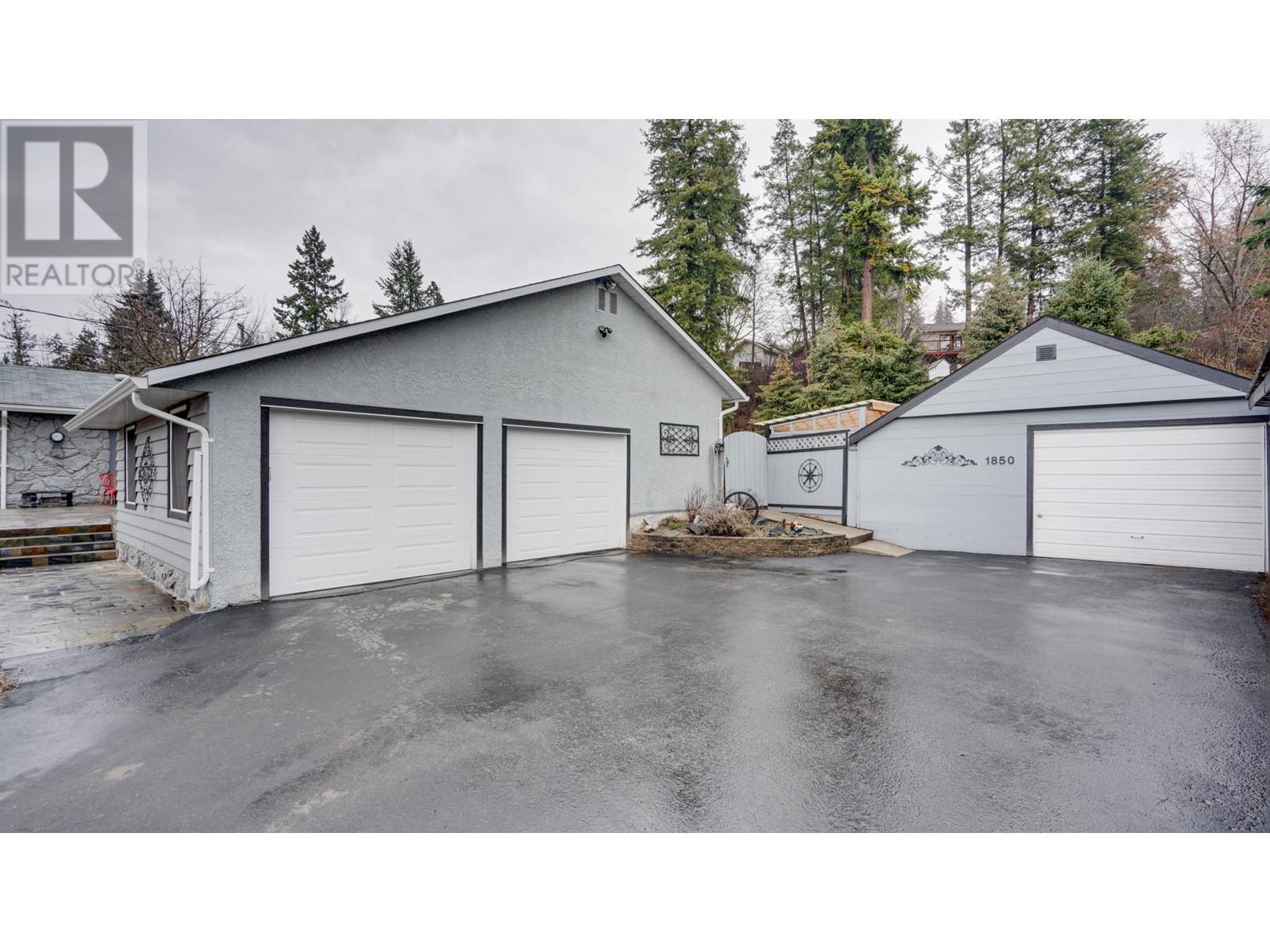 1850 Lakeshore Road, Salmon Arm, British Columbia  V1E 3X7 - Photo 7 - 10346928