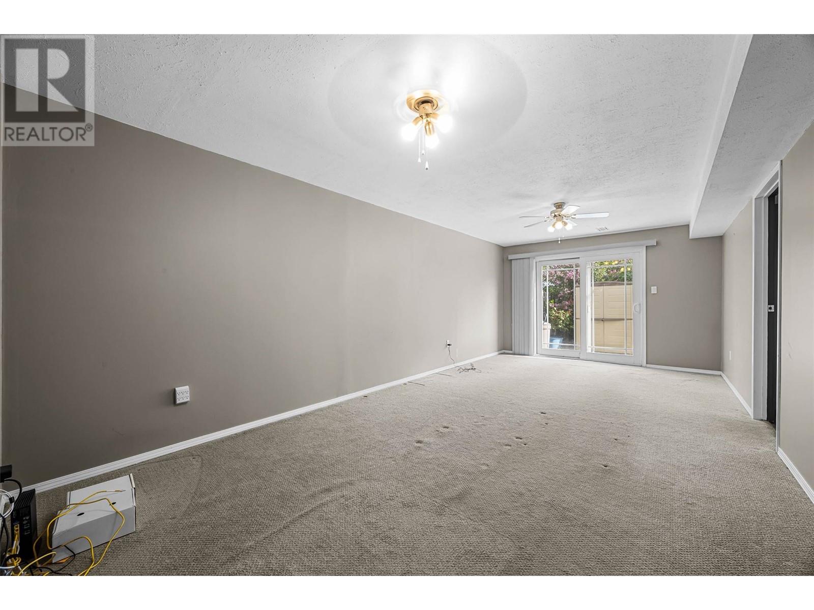 352 Waddington Drive, Kamloops, British Columbia  V2E 1M5 - Photo 10 - 10346913