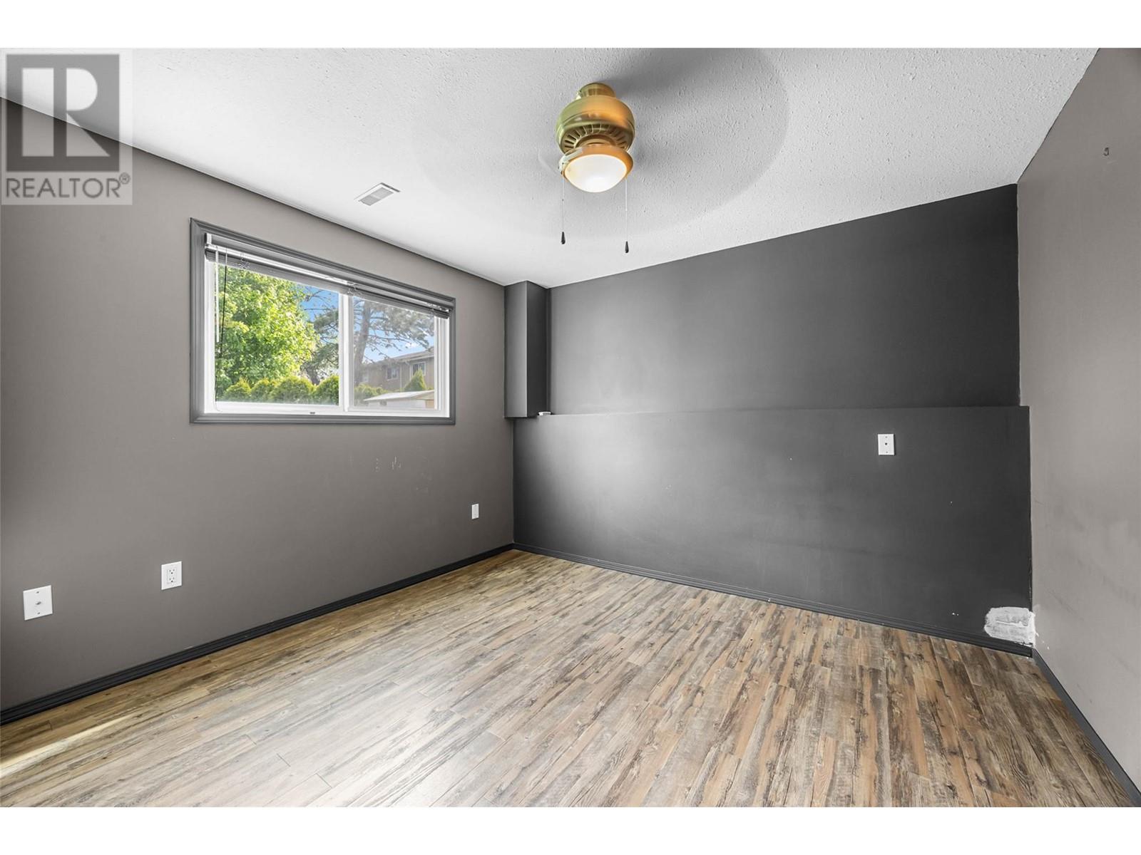 352 Waddington Drive, Kamloops, British Columbia  V2E 1M5 - Photo 12 - 10346913