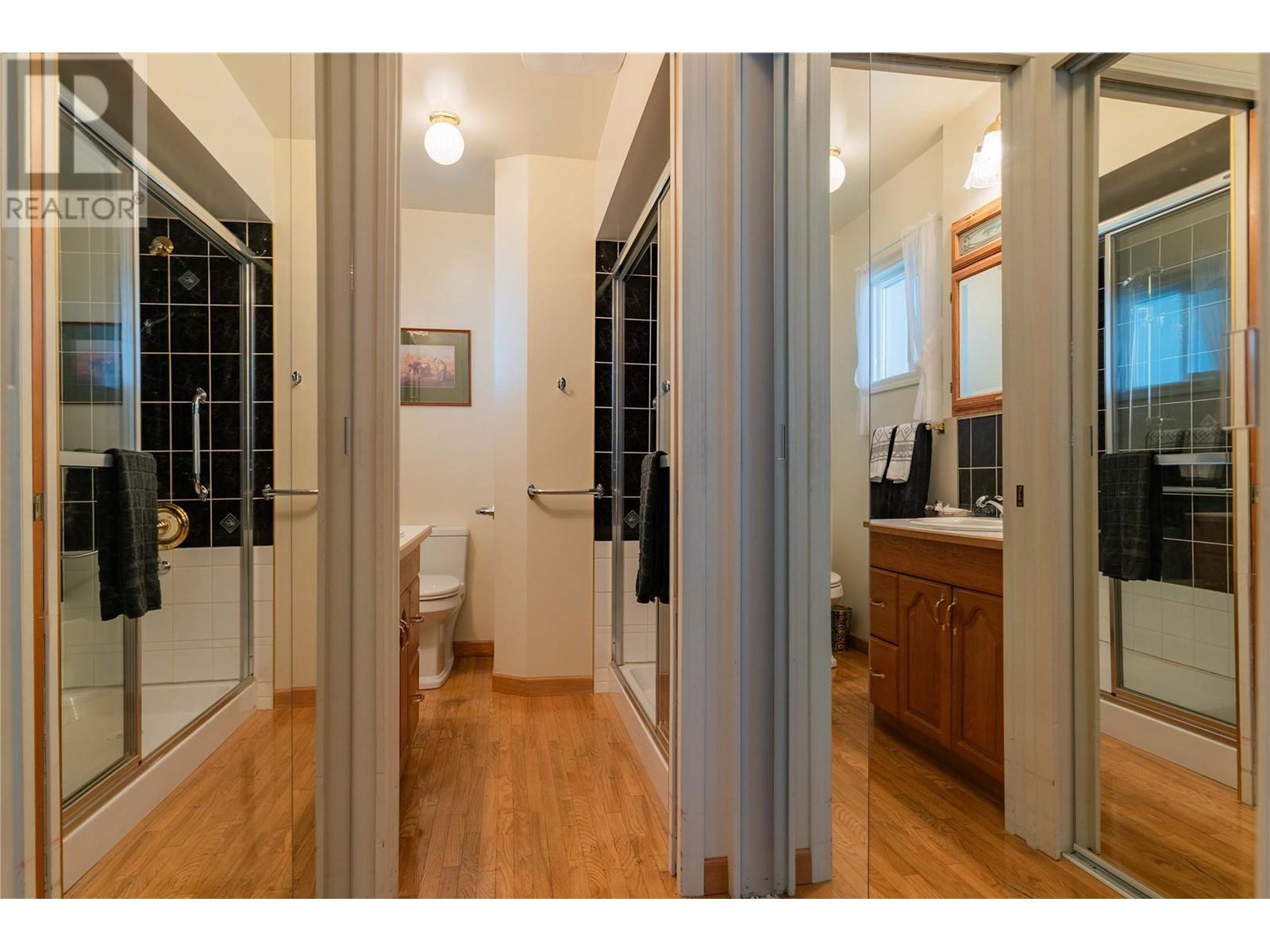 945 Thackeray Street, Warfield, British Columbia  V1R 2C3 - Photo 15 - 10346826