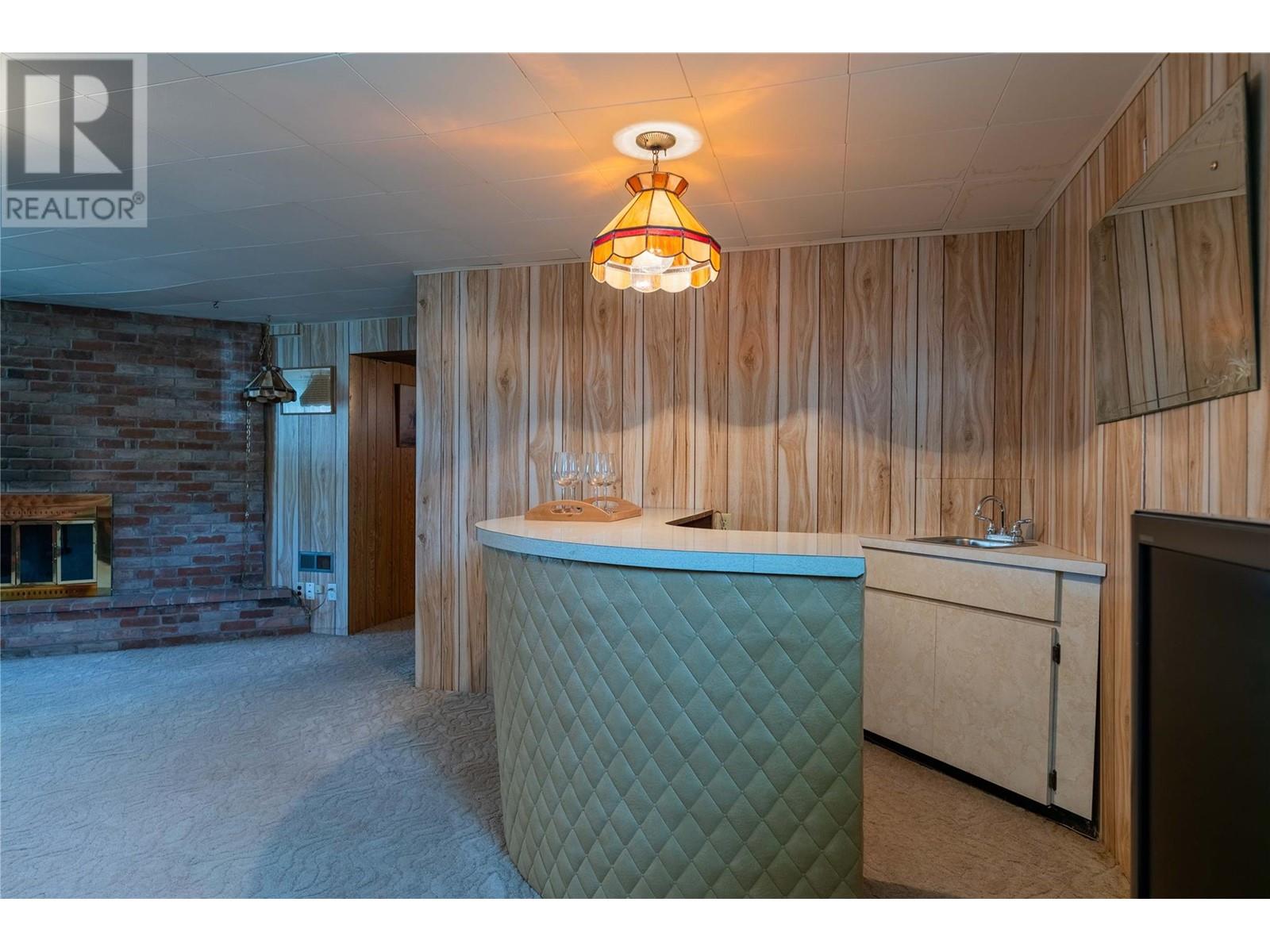 945 Thackeray Street, Warfield, British Columbia  V1R 2C3 - Photo 41 - 10346826