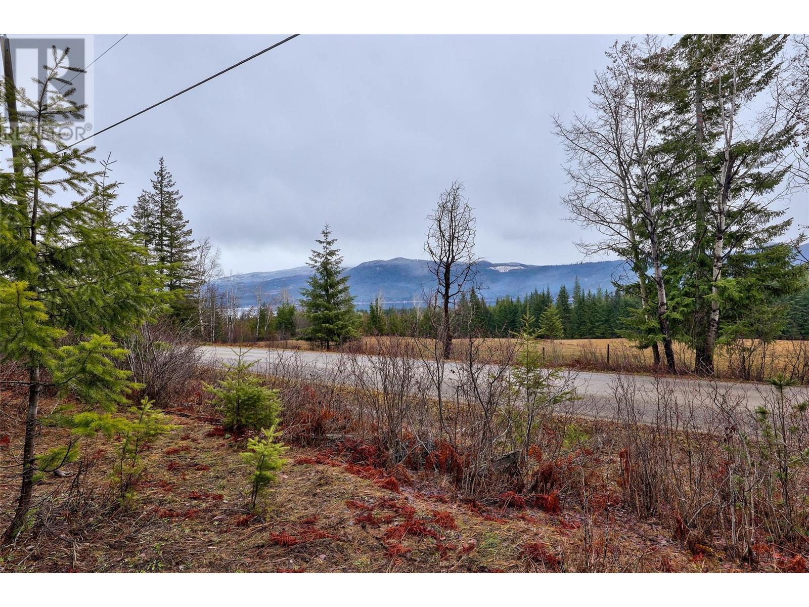 6057 Line 17 Road, Magna Bay, British Columbia  V0E 1M7 - Photo 39 - 10347076