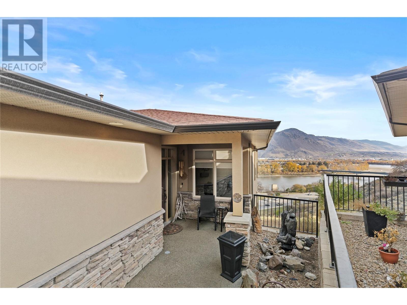 15 Hudson's Bay Trail Unit# 828, Kamloops, British Columbia  V2C 6S6 - Photo 8 - 10347007