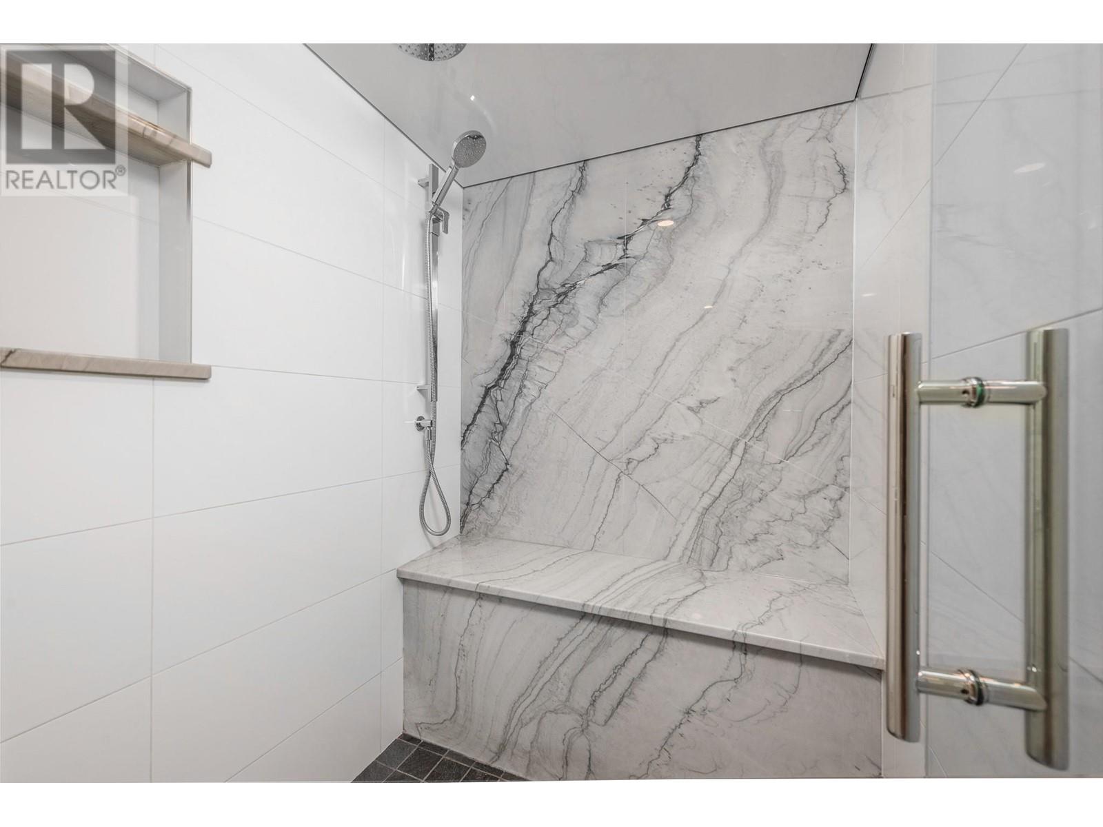 3403 20th Street, Vernon, British Columbia  V1T 4C6 - Photo 28 - 10346750