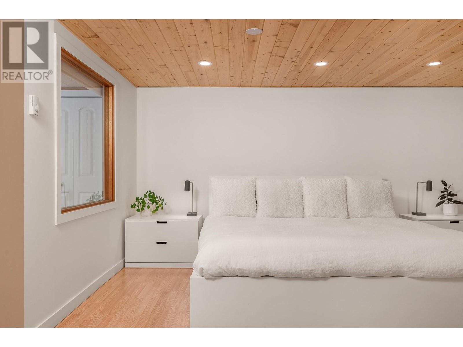 3403 20th Street, Vernon, British Columbia  V1T 4C6 - Photo 29 - 10346750