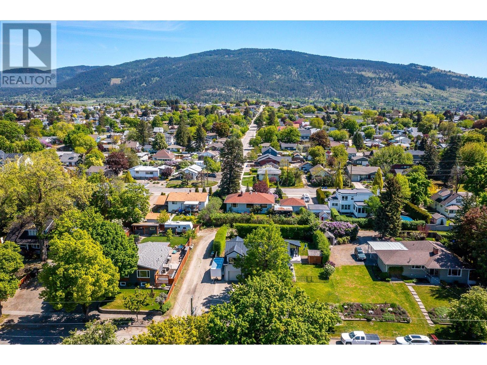 3403 20th Street, Vernon, British Columbia  V1T 4C6 - Photo 51 - 10346750