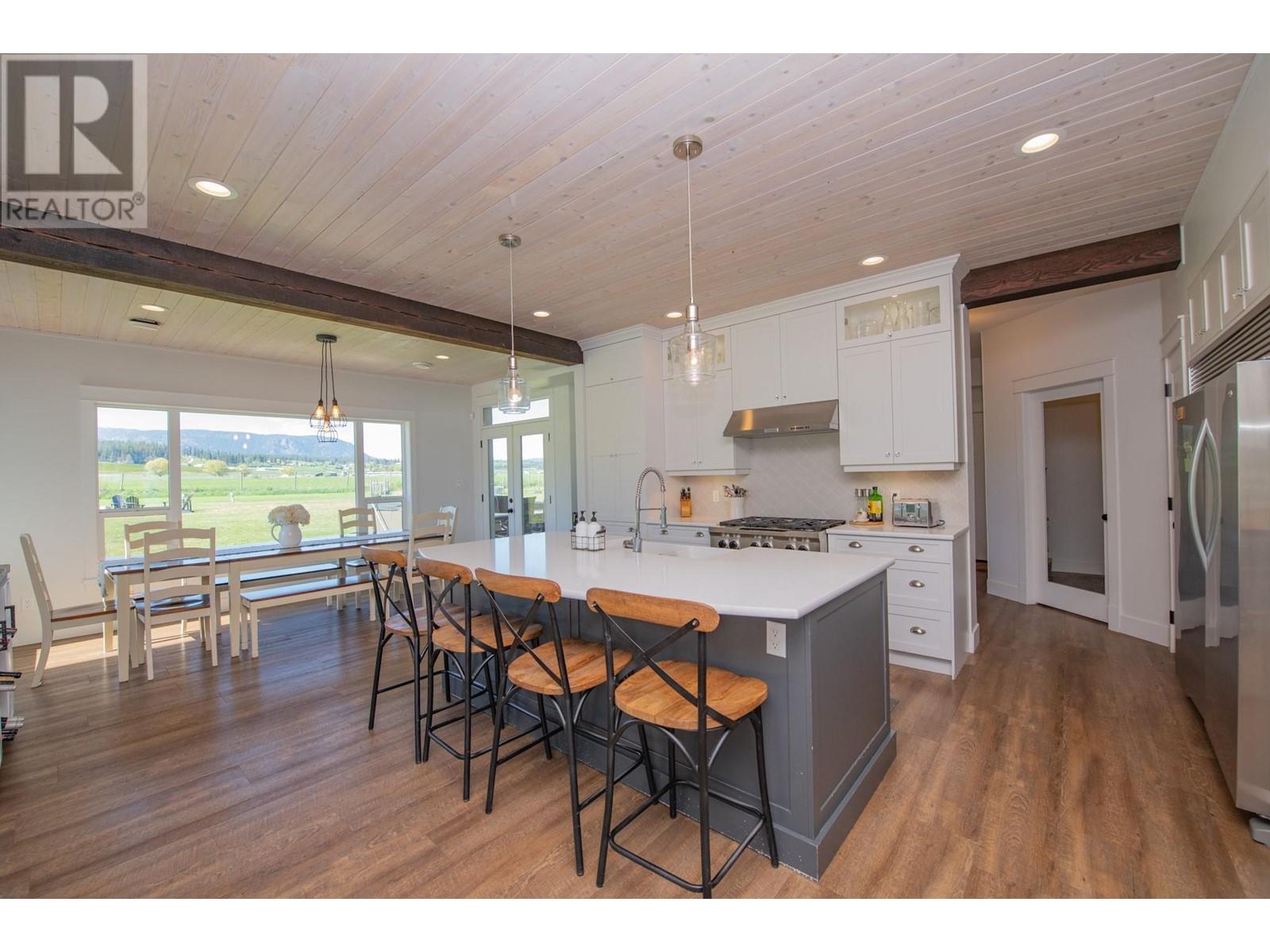 4160 Noble Road, Spallumcheen, British Columbia  V0E 1B4 - Photo 10 - 10346640