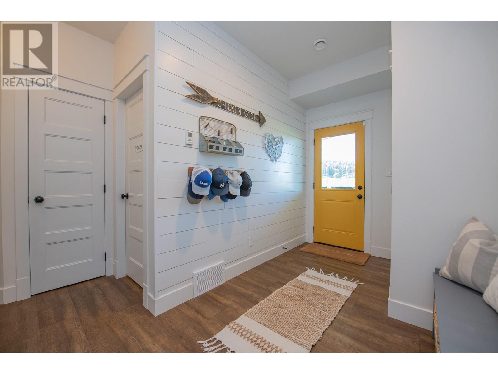 4160 Noble Road, Spallumcheen, British Columbia  V0E 1B4 - Photo 21 - 10346640