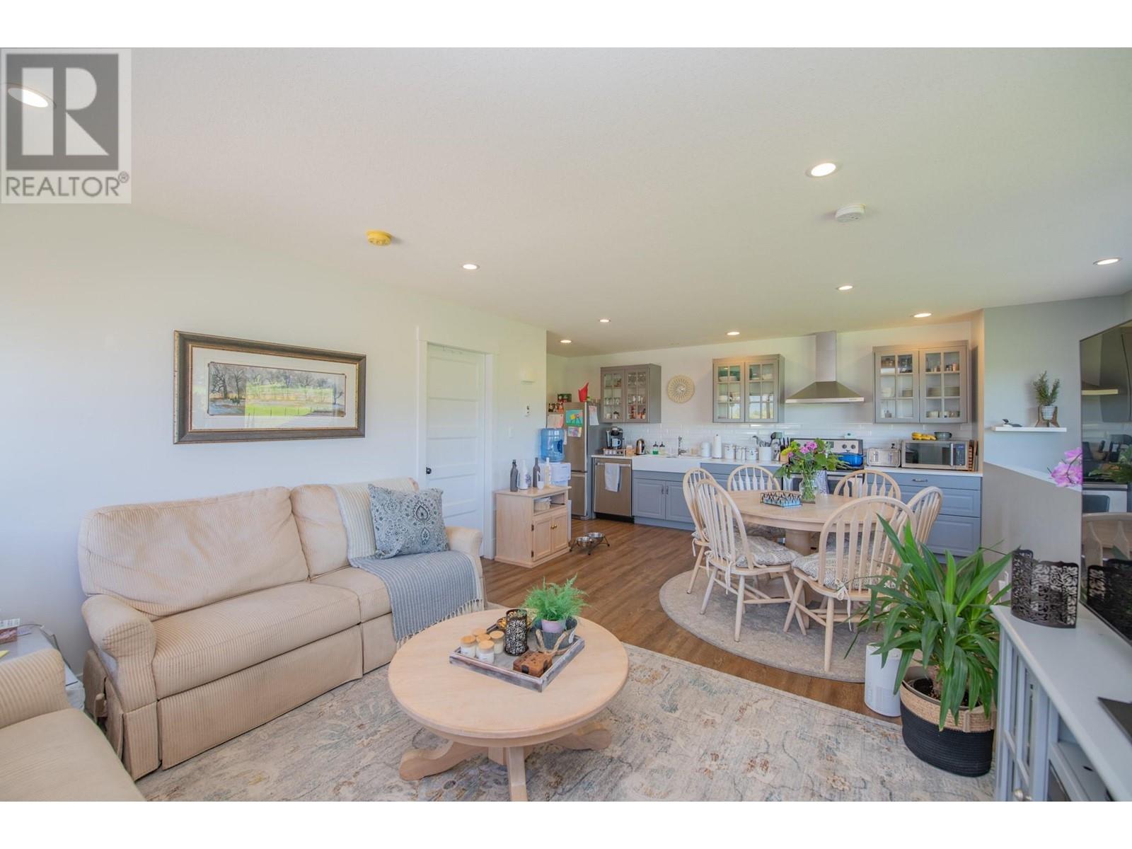 4160 Noble Road, Spallumcheen, British Columbia  V0E 1B4 - Photo 46 - 10346640