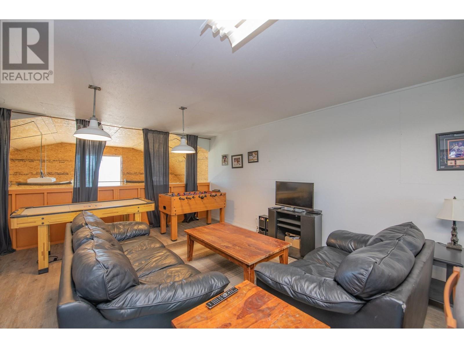 4160 Noble Road, Spallumcheen, British Columbia  V0E 1B4 - Photo 57 - 10346640