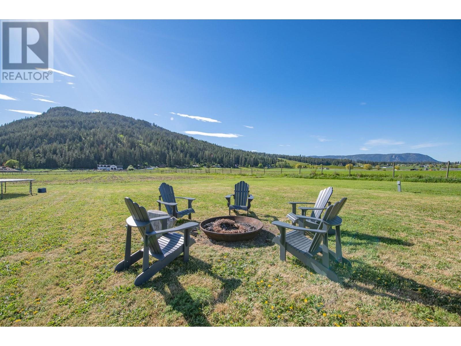 4160 Noble Road, Spallumcheen, British Columbia  V0E 1B4 - Photo 66 - 10346640
