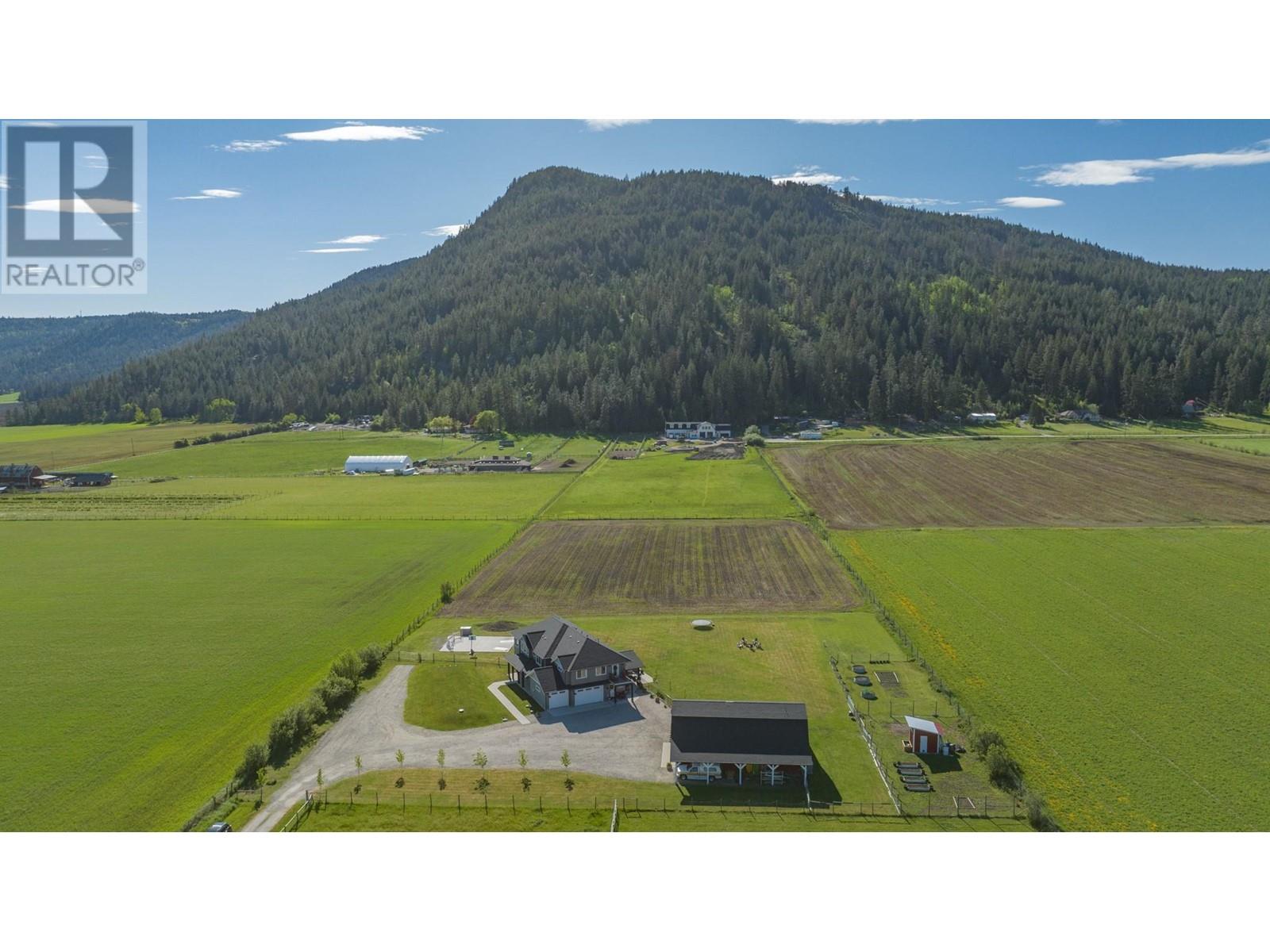 4160 Noble Road, Spallumcheen, British Columbia  V0E 1B4 - Photo 74 - 10346640