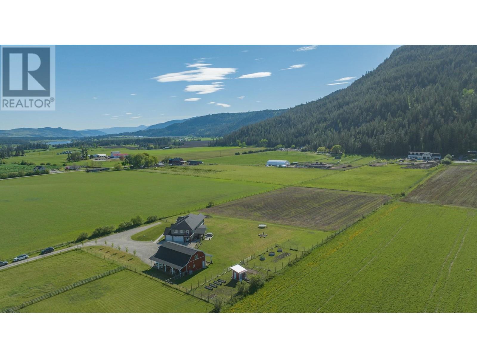 4160 Noble Road, Spallumcheen, British Columbia  V0E 1B4 - Photo 75 - 10346640