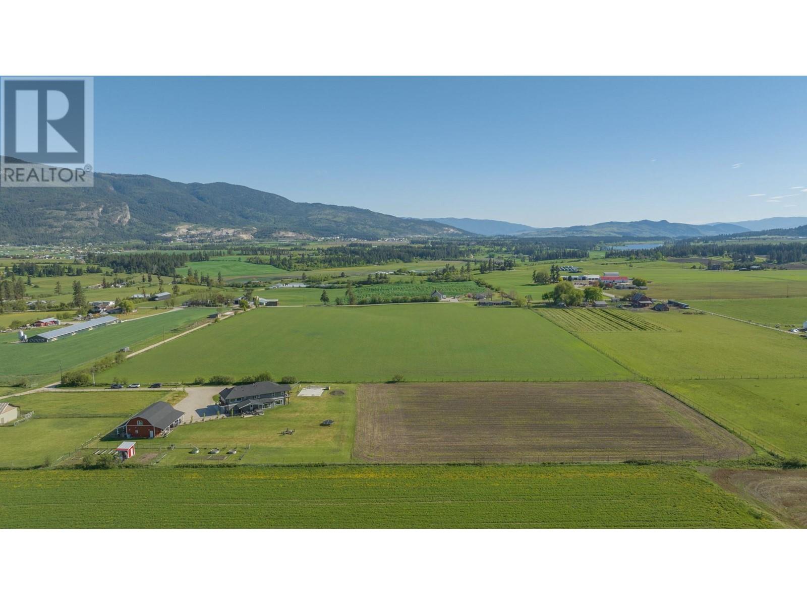 4160 Noble Road, Spallumcheen, British Columbia  V0E 1B4 - Photo 76 - 10346640