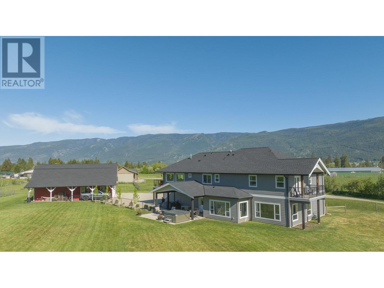 4160 Noble Road, Spallumcheen, British Columbia  V0E 1B4 - Photo 77 - 10346640