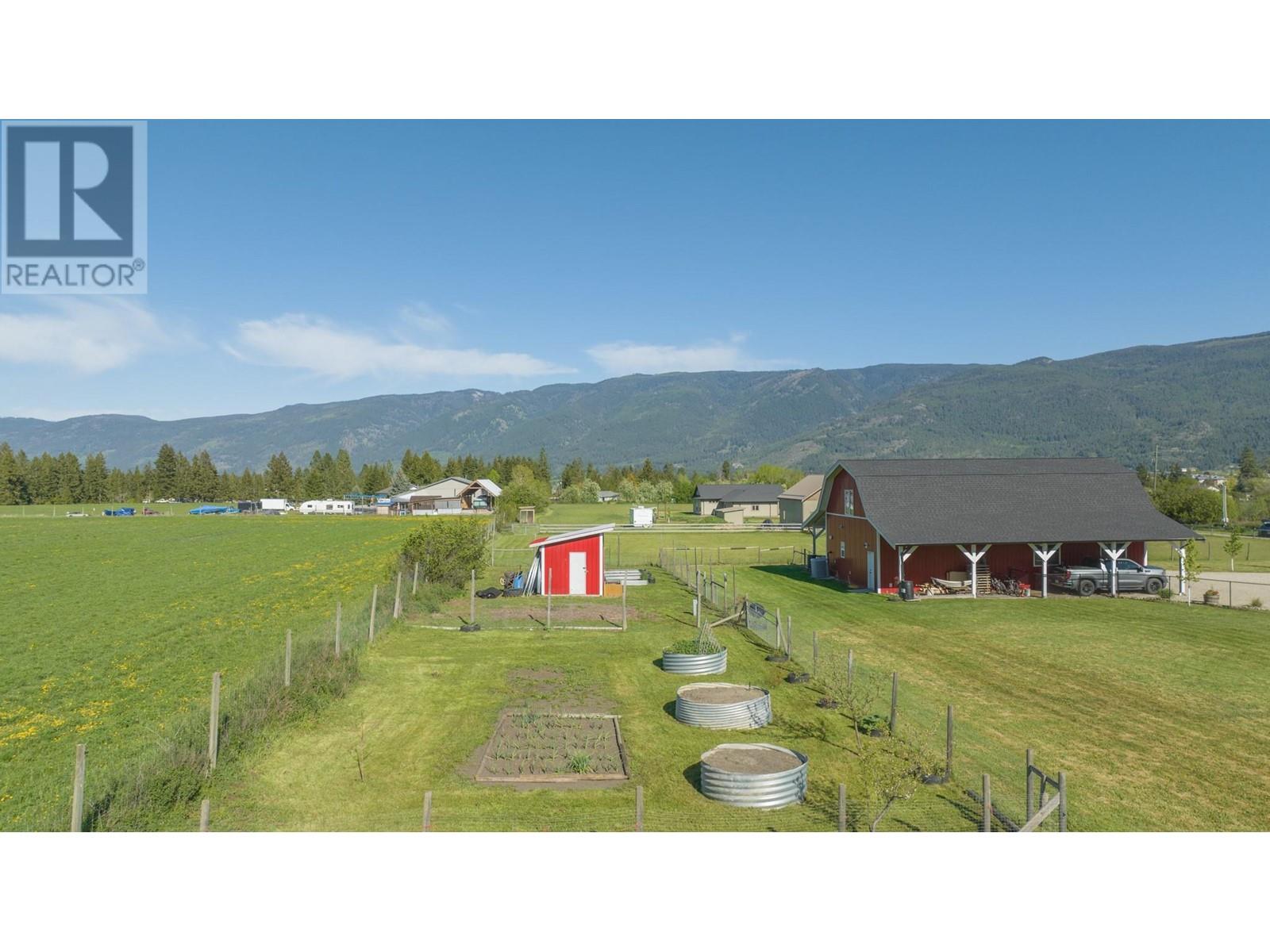4160 Noble Road, Spallumcheen, British Columbia  V0E 1B4 - Photo 81 - 10346640