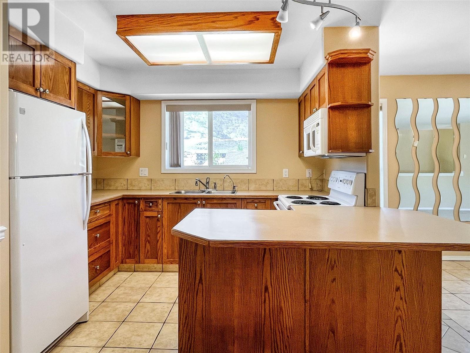 8507 70th Avenue Unit# 4, Osoyoos, British Columbia  V0H 1V1 - Photo 4 - 10346280