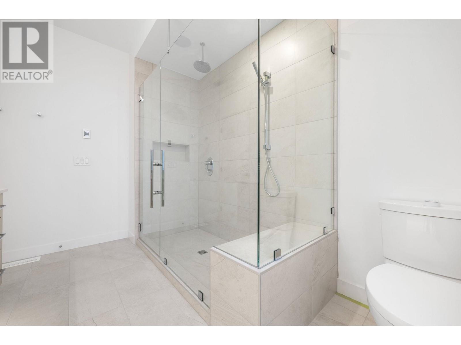 6008 Princess Street, Peachland, British Columbia  V0H 1X7 - Photo 18 - 10347119