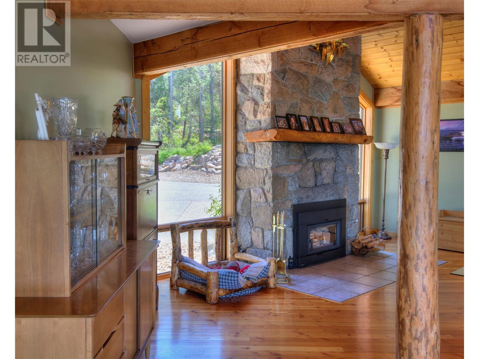 9260 Chinook Road, Vernon, British Columbia  V1H 1K3 - Photo 15 - 10346519