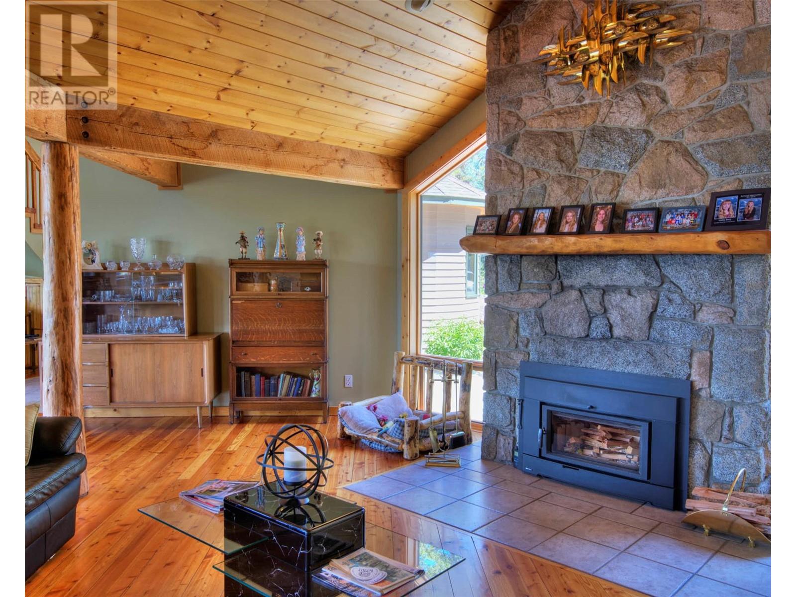 9260 Chinook Road, Vernon, British Columbia  V1H 1K3 - Photo 17 - 10346519
