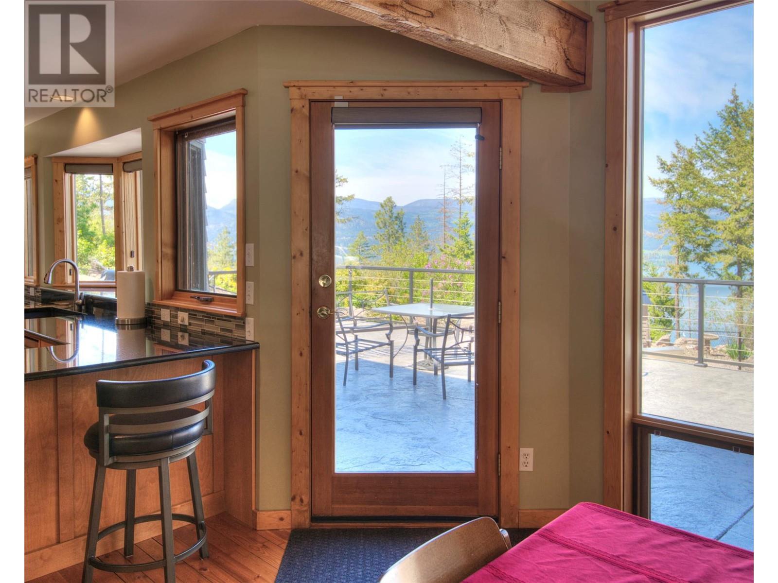 9260 Chinook Road, Vernon, British Columbia  V1H 1K3 - Photo 21 - 10346519