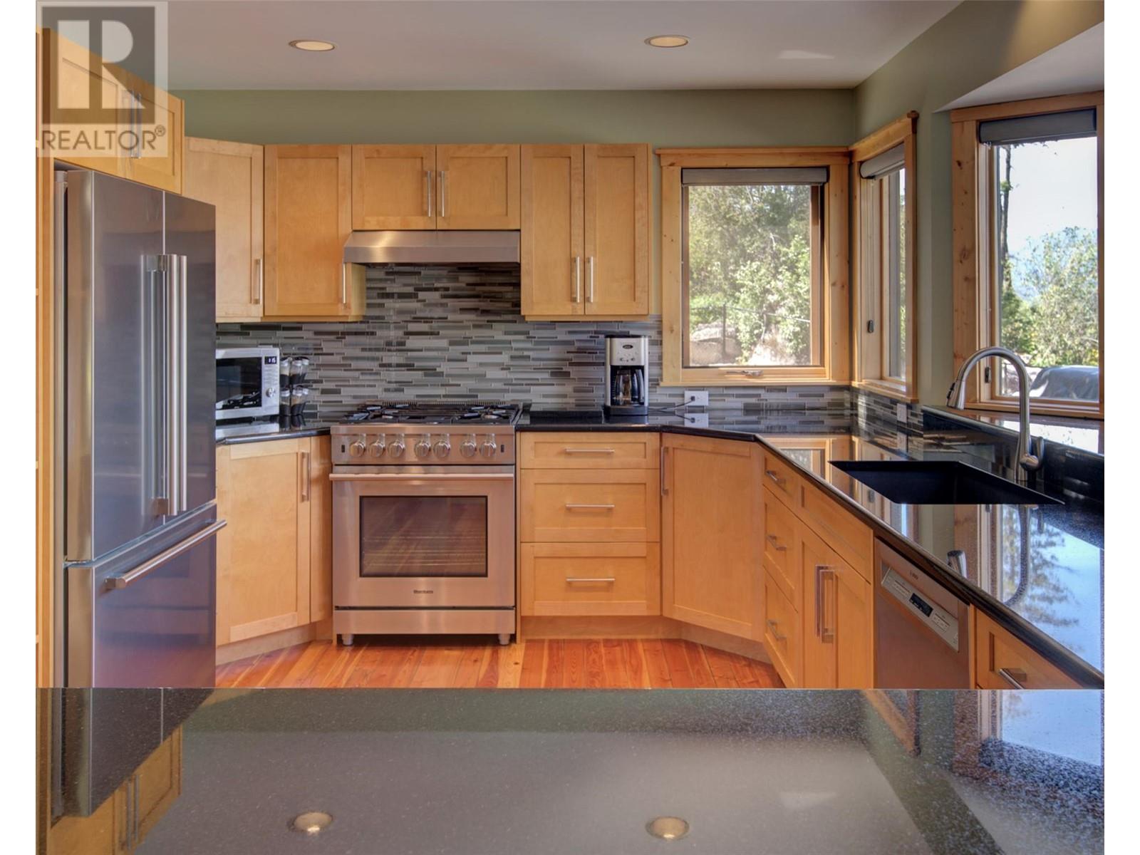 9260 Chinook Road, Vernon, British Columbia  V1H 1K3 - Photo 28 - 10346519
