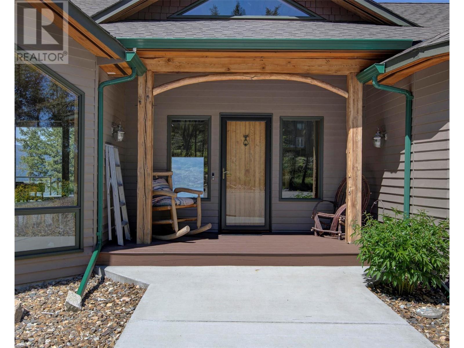 9260 Chinook Road, Vernon, British Columbia  V1H 1K3 - Photo 5 - 10346519