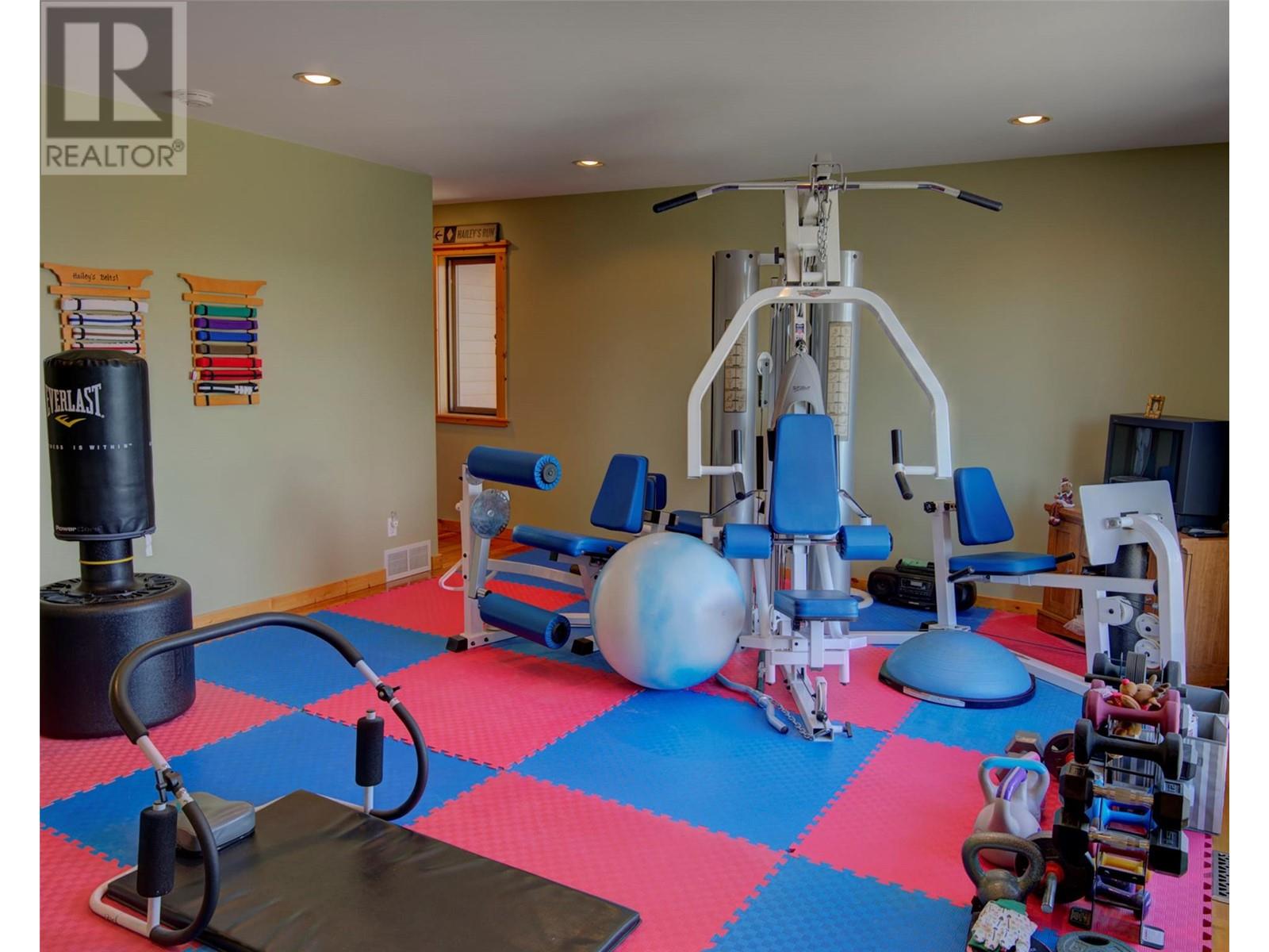 9260 Chinook Road, Vernon, British Columbia  V1H 1K3 - Photo 54 - 10346519