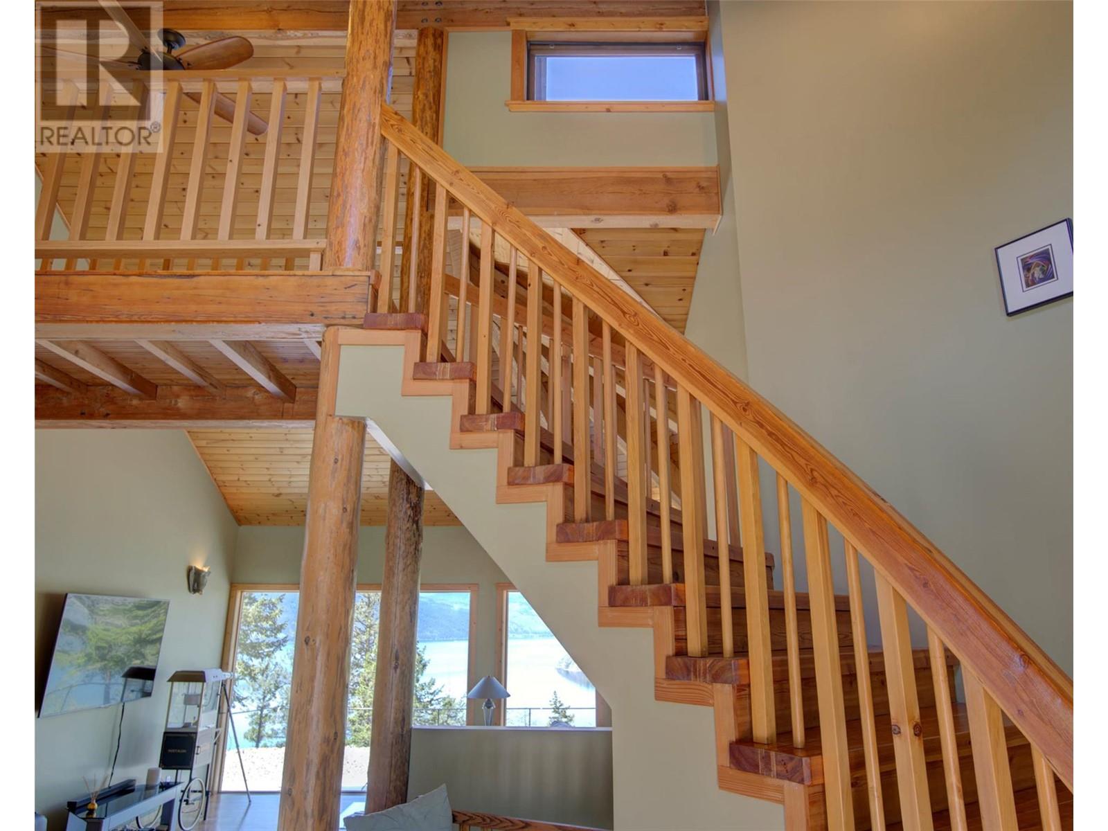 9260 Chinook Road, Vernon, British Columbia  V1H 1K3 - Photo 8 - 10346519