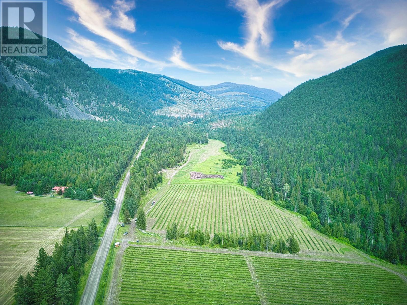 1238 Creighton Valley Road, Lumby, British Columbia  V0E 2G1 - Photo 7 - 10346239