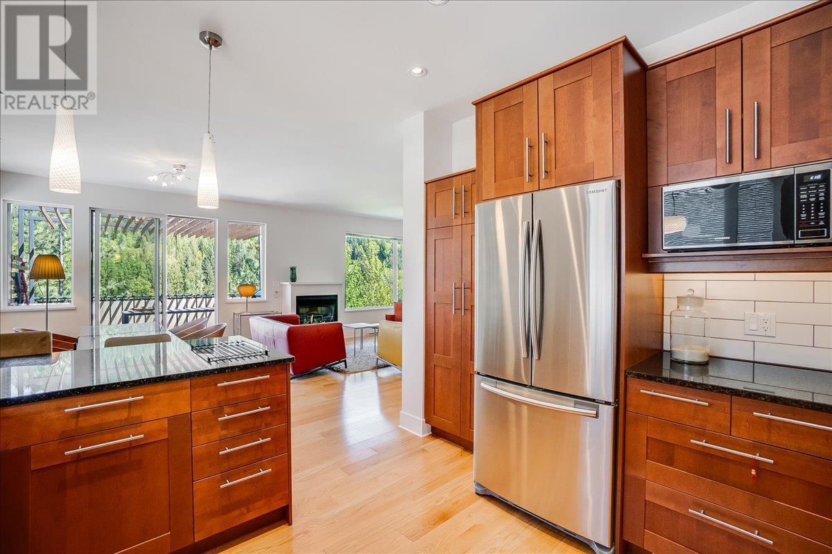 2430 Perrier Lane, Nelson, British Columbia  V1L 7C3 - Photo 11 - 10345903