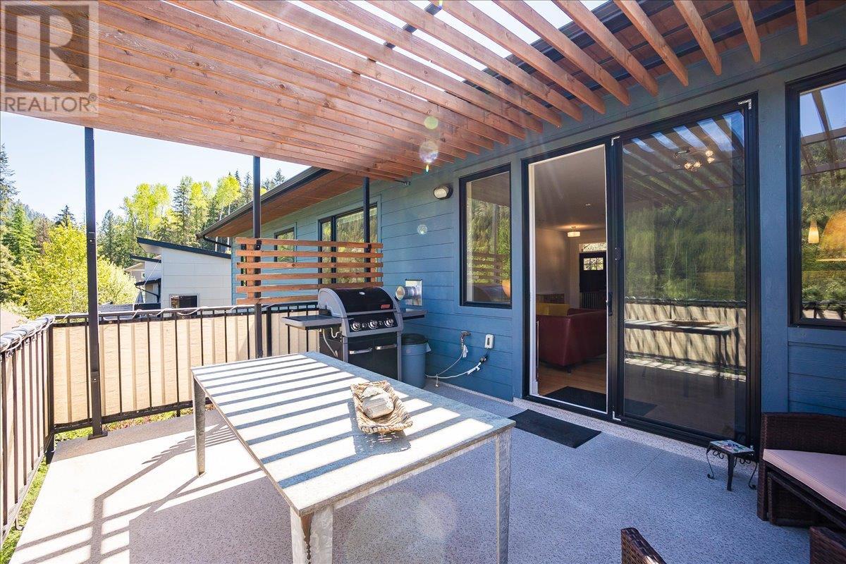 2430 Perrier Lane, Nelson, British Columbia  V1L 7C3 - Photo 19 - 10345903