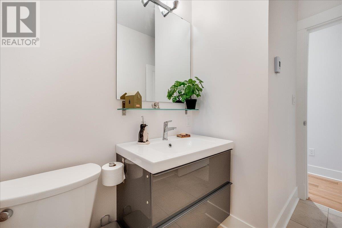 2430 Perrier Lane, Nelson, British Columbia  V1L 7C3 - Photo 32 - 10345903