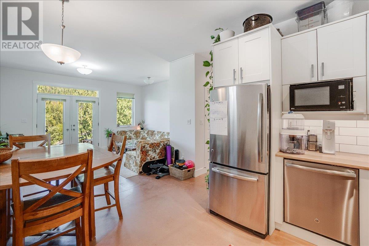 2430 Perrier Lane, Nelson, British Columbia  V1L 7C3 - Photo 42 - 10345903