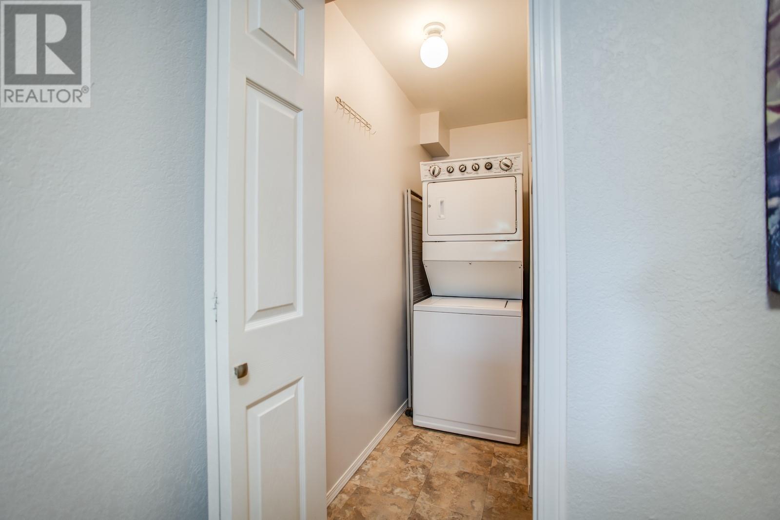 2110 21 Avenue, Vernon, British Columbia  V1T 8H6 - Photo 33 - 10345065