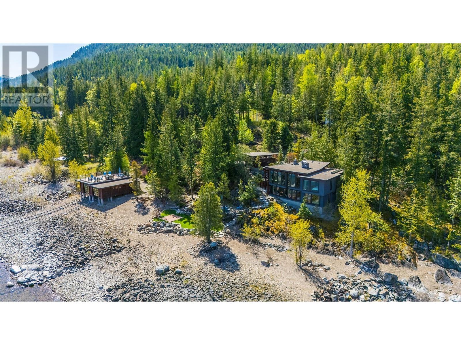 285 Kootenay Lake Road, Procter, British Columbia  V1L 0B6 - Photo 2 - 10346665