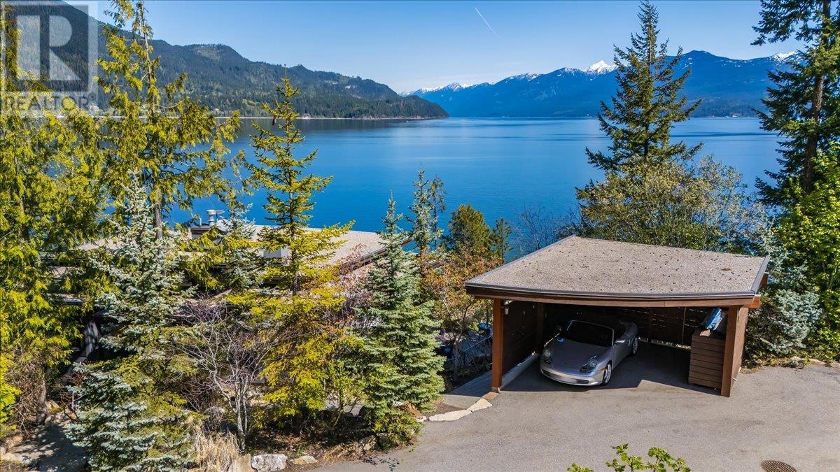 285 Kootenay Lake Road, Procter, British Columbia  V1L 0B6 - Photo 9 - 10346665