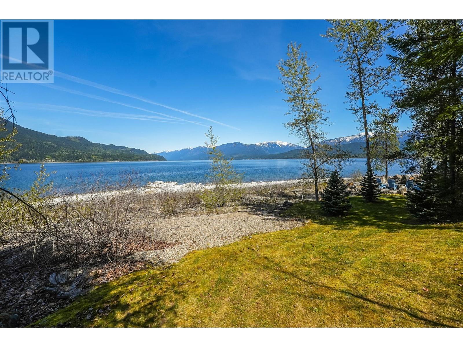 271 Kootenay Lake Road, Procter, British Columbia  V1L 0B6 - Photo 10 - 10346661
