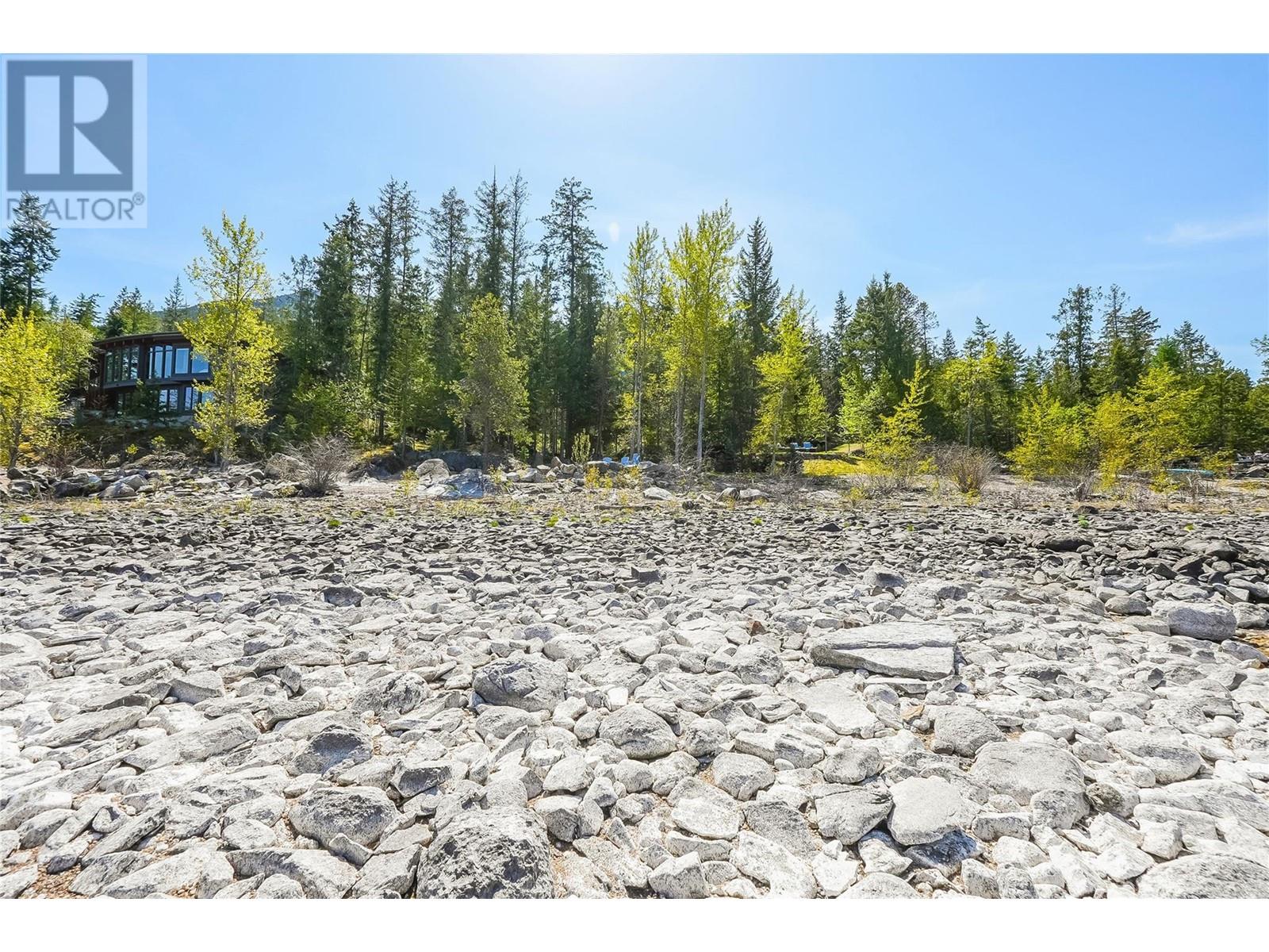 271 Kootenay Lake Road, Procter, British Columbia  V1L 0B6 - Photo 21 - 10346661