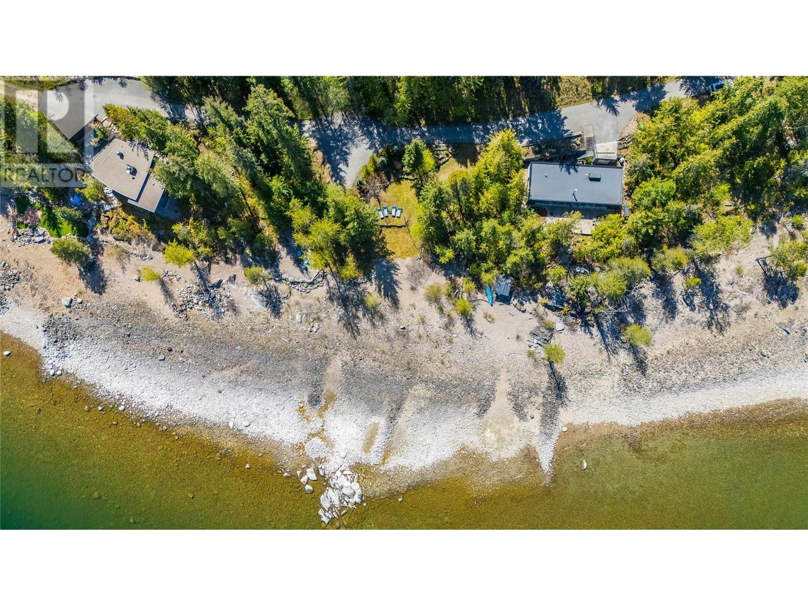 271 Kootenay Lake Road, Procter, British Columbia  V1L 0B6 - Photo 8 - 10346661