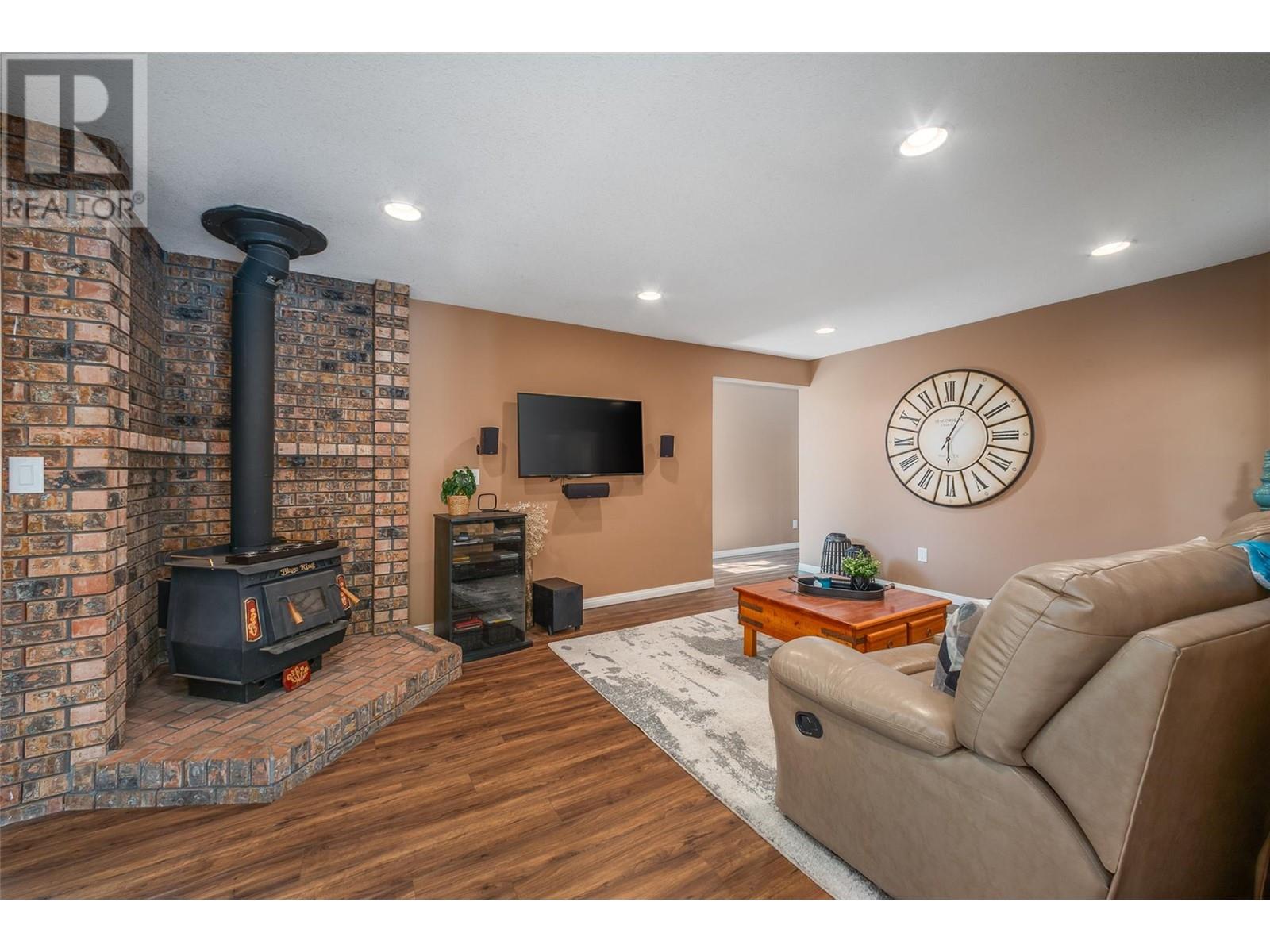 430 Pine Road, Kelowna, British Columbia  V1X 4L8 - Photo 38 - 10345552
