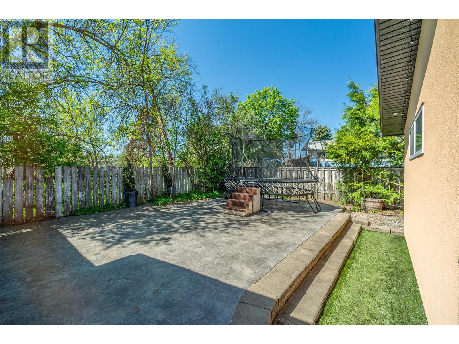 430 Pine Road, Kelowna, British Columbia  V1X 4L8 - Photo 62 - 10345552