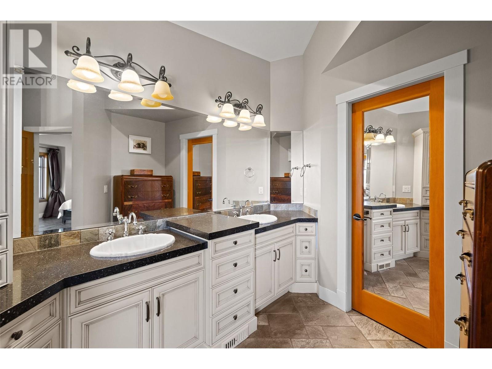 4150 Seddon Road, Kelowna, British Columbia  V1W 4C9 - Photo 56 - 10346902